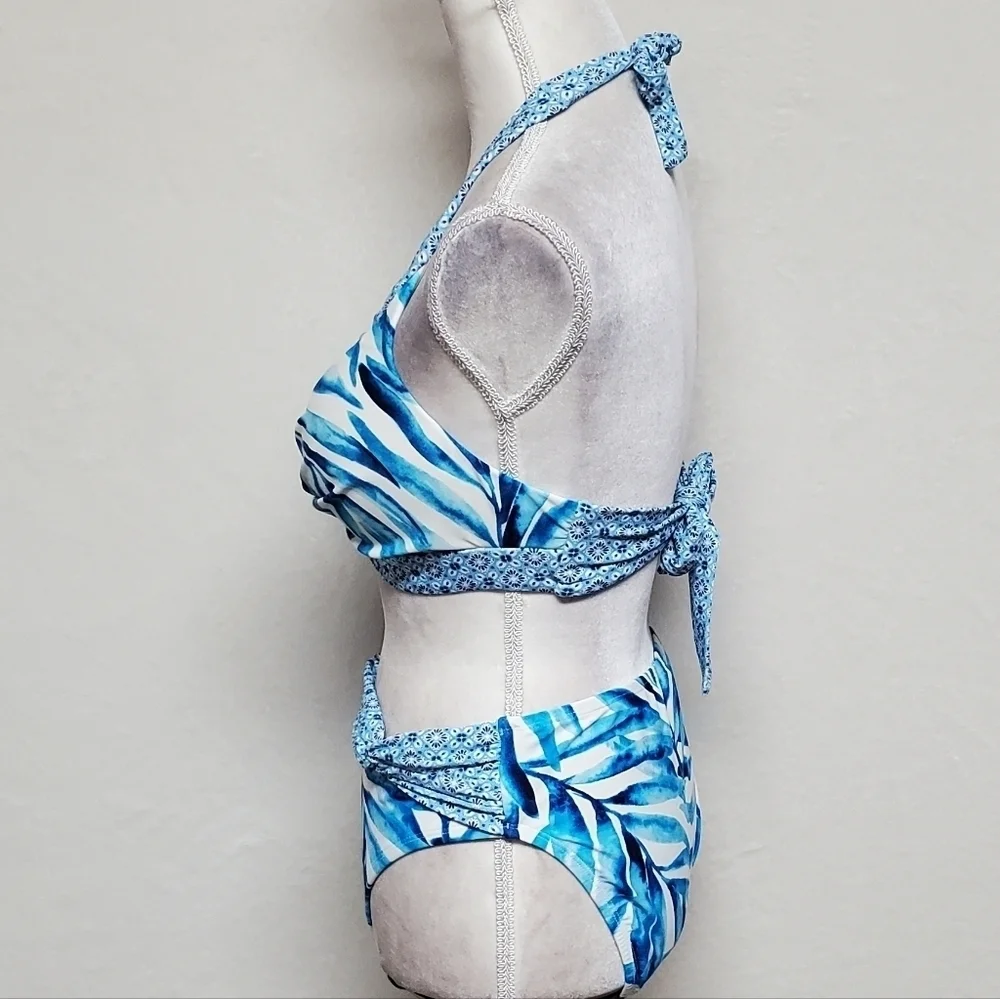 Sweet Escape Blue Leaf Floral Paisley Padded Halter Top Roll Top Bottom Bikini 8